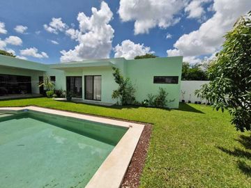 Venta Casa de Lujo en Temozon Norte, Yucatan