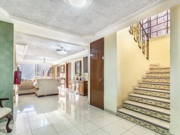 Casa en venta en Colomos Providencia, Guadalajara