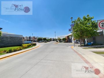 CASA EN VENTA FRACCIONAMIENTO AUREA ZIBATA