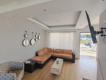 CASA EN VENTA FRACCIONAMIENTO AUREA ZIBATA