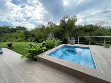Casa campestre en condominio para la venta en Cerritos, Pereira!!!