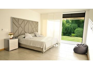 Casa campestre en condominio para la venta en Cerritos, Pereira!!!