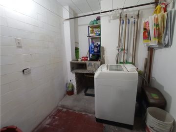 CASA EN VENTA PALMIRA BARRIO COLOMBIA ESQUINERA CON LOCAL  