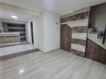CASA EN VENTA PALMIRA BARRIO TULIPANES DE LA ITALIA AMPLIA  