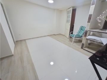 CASA EN VENTA PALMIRA BARRIO TULIPANES DE LA ITALIA AMPLIA  
