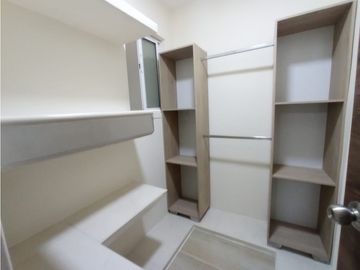 CASA EN VENTA PALMIRA BARRIO TULIPANES DE LA ITALIA AMPLIA  