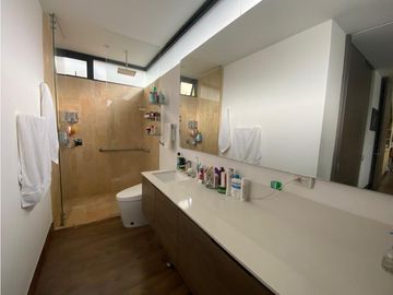 Apartamento en venta en El Poblado, San Lucas