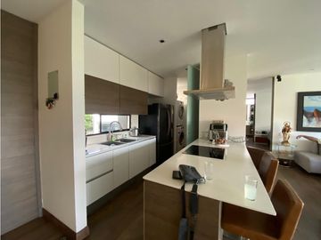 Apartamento en venta en El Poblado, San Lucas