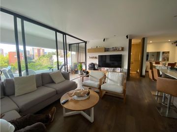 Apartamento en venta en El Poblado, San Lucas
