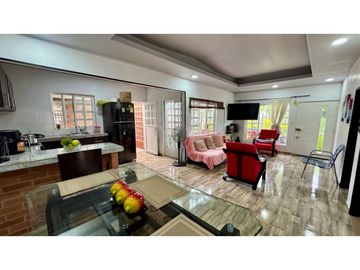 Casa campestre en venta a puerta cerrada - Rozo Palmira Valle Colombia