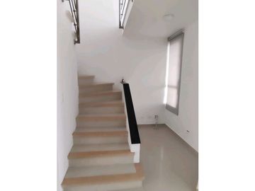 VENTA DE CASA EN CONJUNTO CERRADO DE VILLA CAMPESTRE
