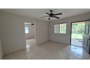 988 MTS - VENTA de CASA CAMPESTRE en CAPIRA SAJALICES - LH