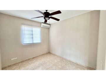 988 MTS - VENTA de CASA CAMPESTRE en CAPIRA SAJALICES - LH