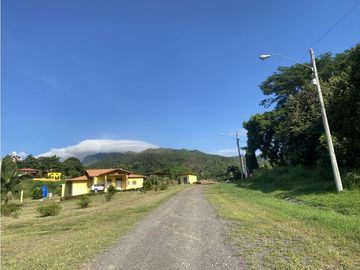 988 MTS - VENTA de CASA CAMPESTRE en CAPIRA SAJALICES - LH