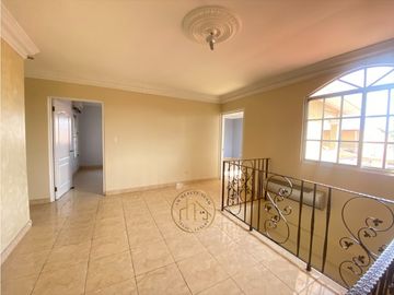 VENTA de CASA REMODELADA en SAN ANTONIO | 5REC - LH