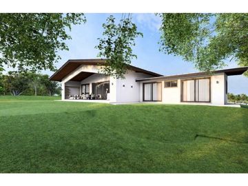 Venta de casa y lotes en Lucero Golf & Country Club, Boquete