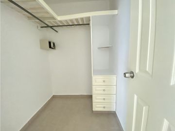 Oportunidad - VENTA de Apartamento en PH BLUE TOWER MIRAFLORES - LH