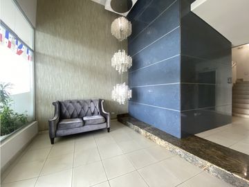 Oportunidad - VENTA de Apartamento en PH BLUE TOWER MIRAFLORES - LH