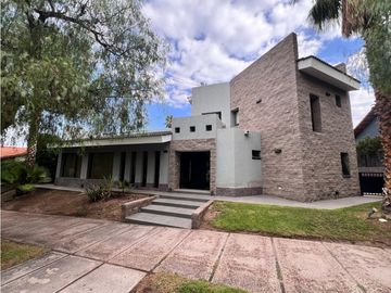VENDE CASA EN DALVIAN barrio privado