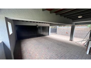 VENDE CASA EN DALVIAN barrio privado