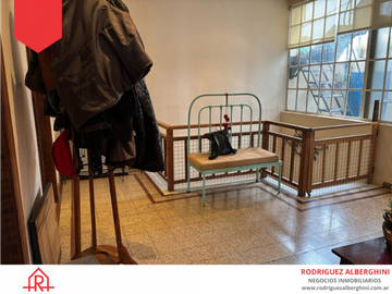DEPARTAMENTO (Calle 18 esq. 19)