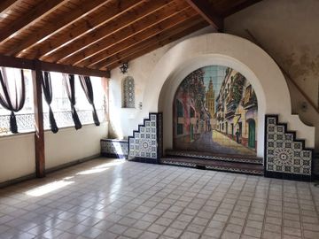 Casa estilo Andaluz Parque Patricios