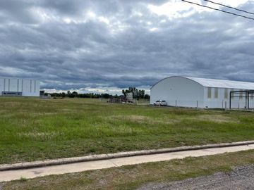 LOTE DE 5706M2 EN EL POLIGONO INDUSTRIAL MALAGUEÑO