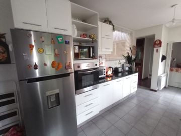 SE VENDE CASA AMOBLADA EN VISTALBA, lujan de cuyo