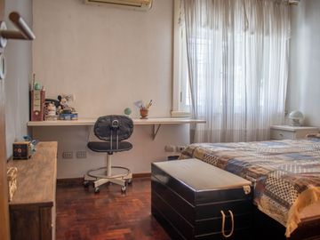 PH EN VENTA 7 ambientes en Monte Castro