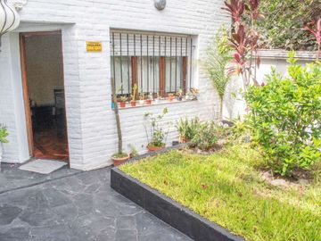PH EN VENTA 7 ambientes en Monte Castro