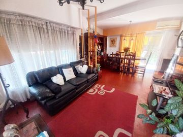VENTA- PH 5 AMBIENTES-PATIO-COCHERA- OLIVOS