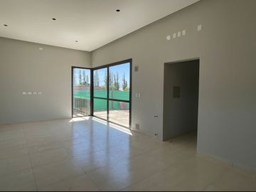 Casa en Venta - Bº La Quebrada - Lujan De Cuyo
