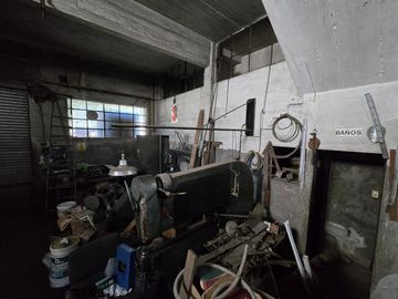 VENTA GALPÓN 479m2 AVELLANEDA