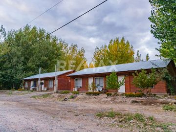 VENTA! 2 CASAS CON RENTA | IDEAL INVERSIÓN | AÑELO