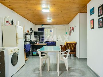 VENTA! 2 CASAS CON RENTA | IDEAL INVERSIÓN | AÑELO