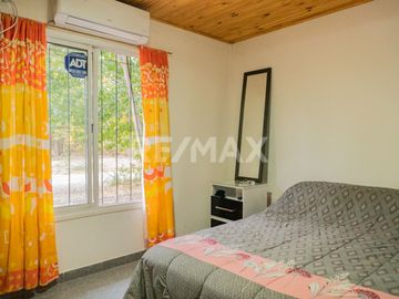 VENTA! 2 CASAS CON RENTA | IDEAL INVERSIÓN | AÑELO