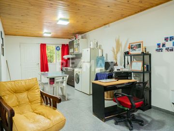 VENTA! 2 CASAS CON RENTA | IDEAL INVERSIÓN | AÑELO