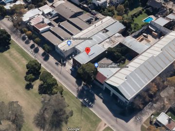 Local o Depósito en Venta La Plata sobre Avenida