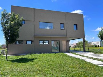 Casa en venta Magallanes Pueblos del Plata