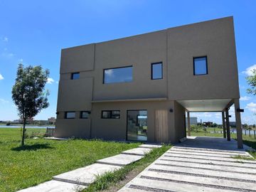 Casa en venta Magallanes Pueblos del Plata