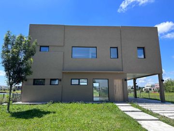 Casa en venta Magallanes Pueblos del Plata
