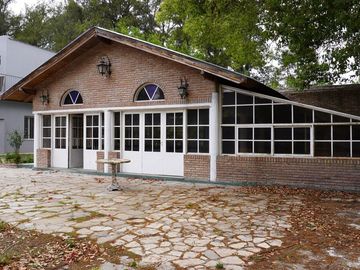 Casa en VENTA Ruta 2 km 52 con quincho y pileta