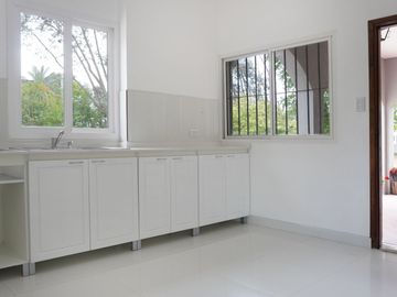 Casa en VENTA Ruta 2 km 52 con quincho y pileta