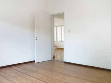 Casa en VENTA Ruta 2 km 52 con quincho y pileta