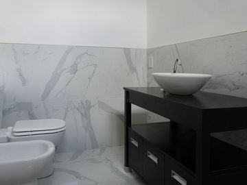 Casa en VENTA Ruta 2 km 52 con quincho y pileta