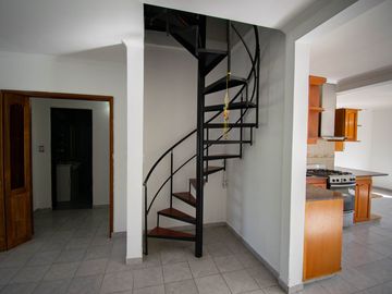 Casa en venta en City Bell entre caminos