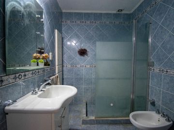 Casa en venta en City Bell entre caminos