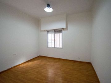 Casa en venta en City Bell entre caminos