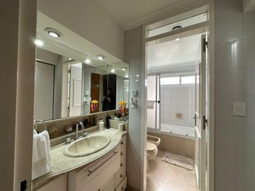 Casas en venta con patio y pileta en Tolosa