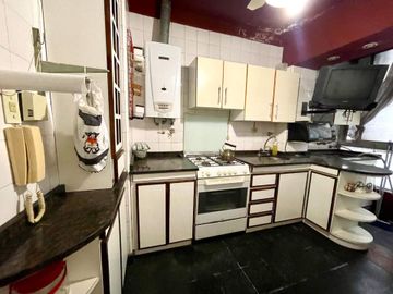 VENTA DEPARTAMENTO 3 AMB  BALCON AL FRENTE QUILMES